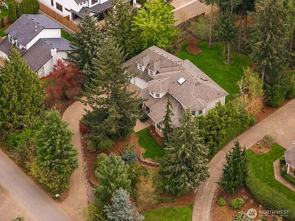 2nd image of 22851 SE Lake Wilderness Drive S