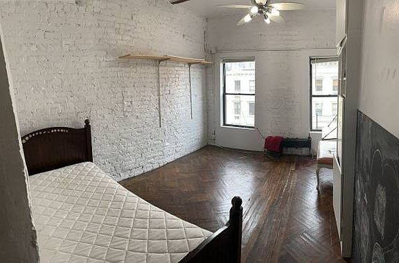 4th image of 92 Saint Marks Pl APT 5