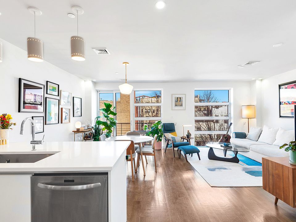 1st image of 294 12th St #3