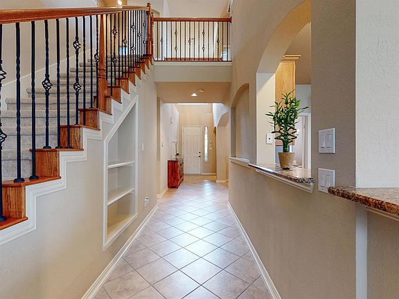3rd image of 4512 Cassandra Dr