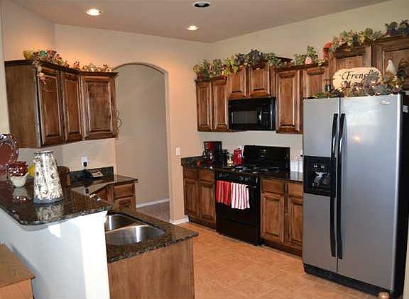 4th image of 2528 Canyon Creek Dr