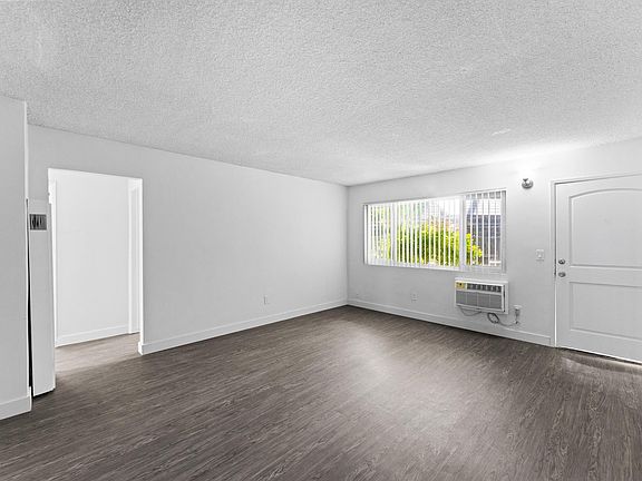 5th image of 400 Merrimac Way APT 55