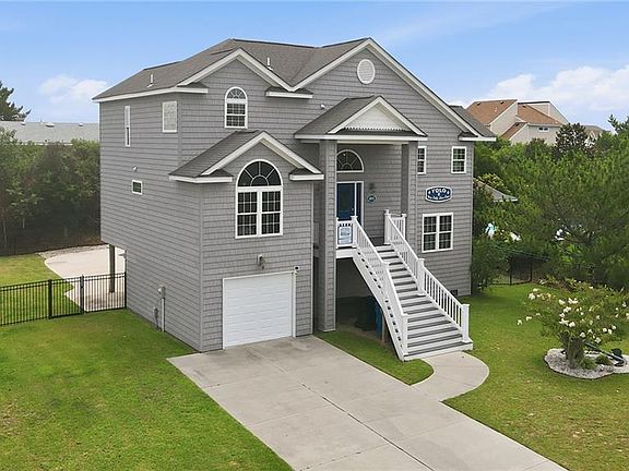 2nd image of 3012 Sandpiper Rd