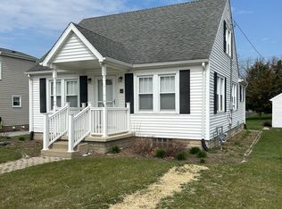 547 Penfield St, Beecher, IL 60401