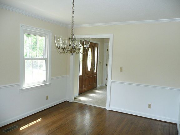 Formal Dining