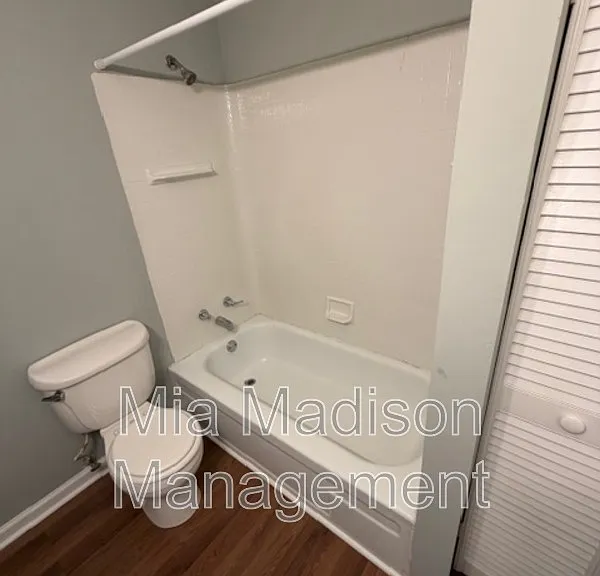 527 Tibet Ave #3 — Photo 18