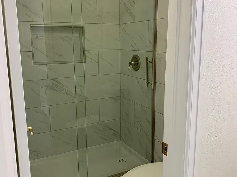 6380 Oak St #302 — Photo 9
