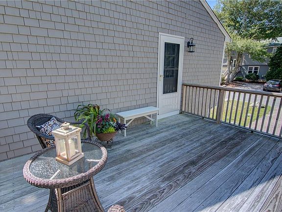 5th image of 36 Joy Ln #B