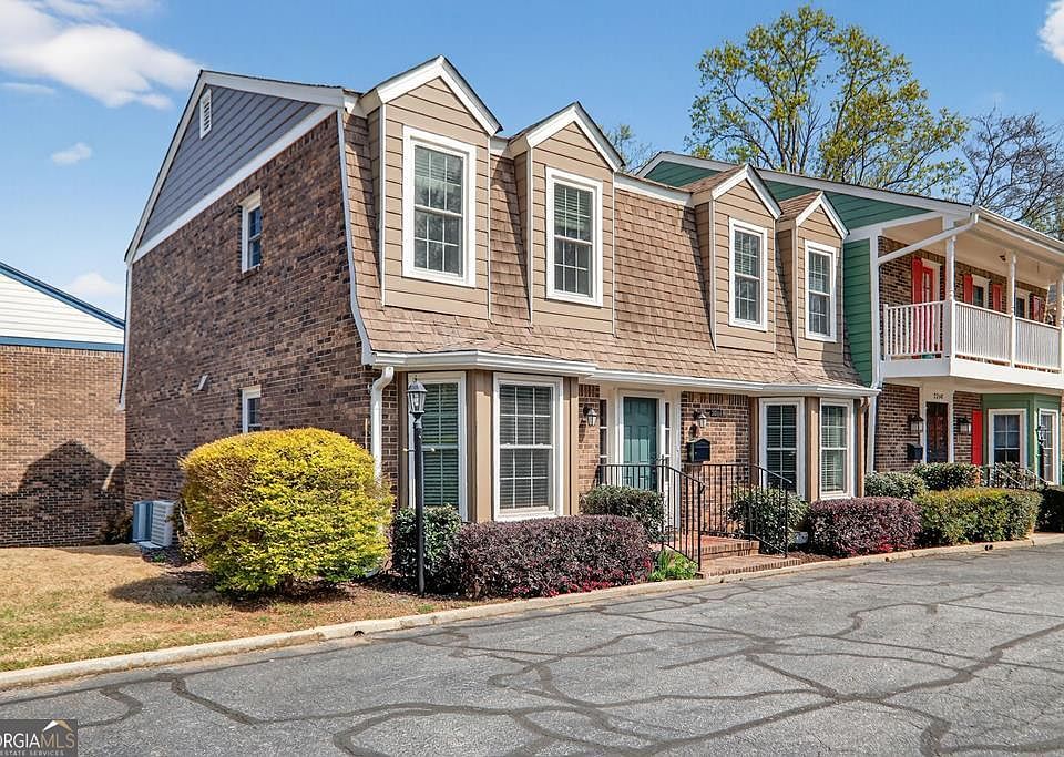 1st image of 2264 Brianwood Ct