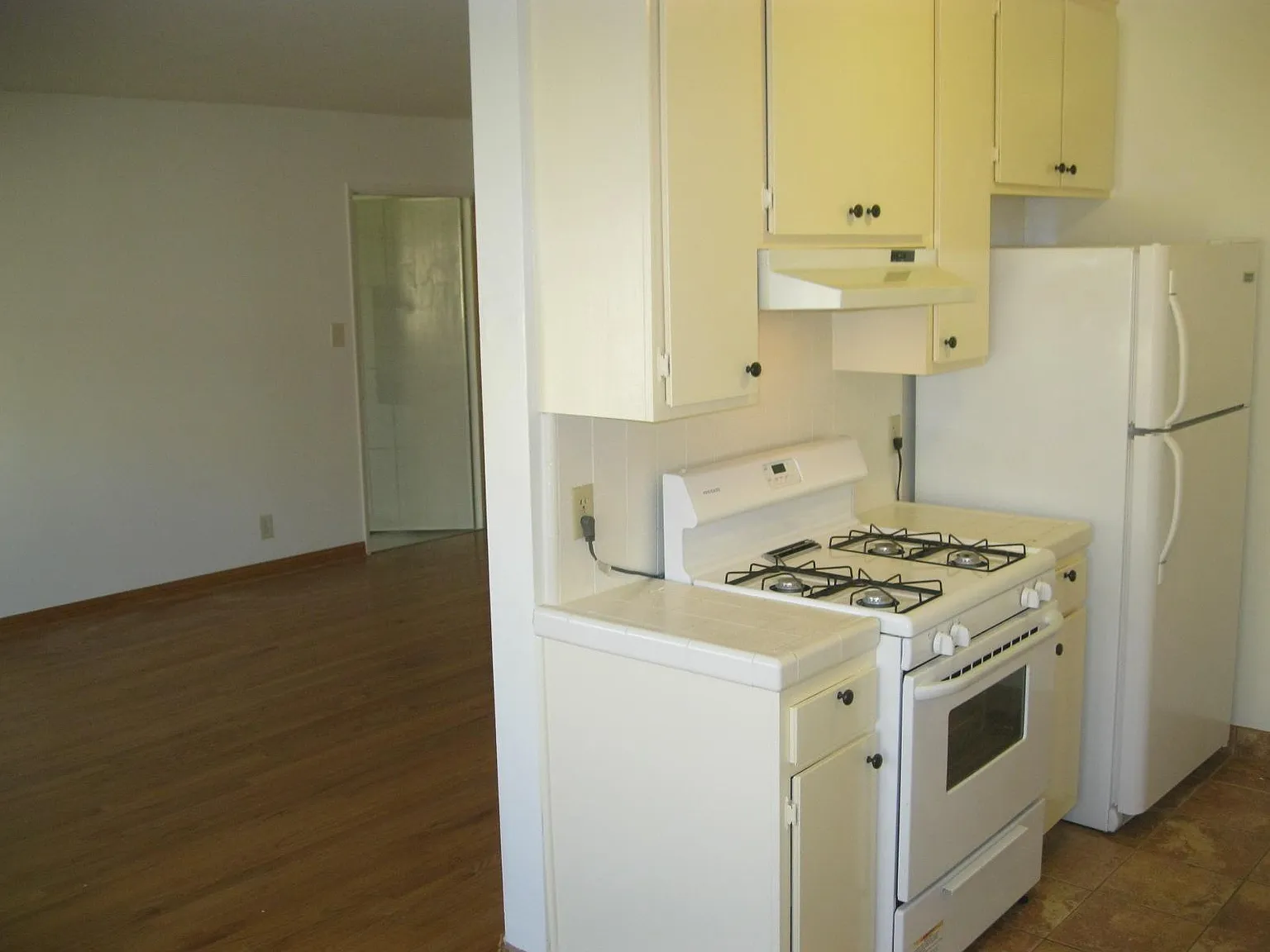 1 bed, 700 sqft, $2,800 — Photo 4
