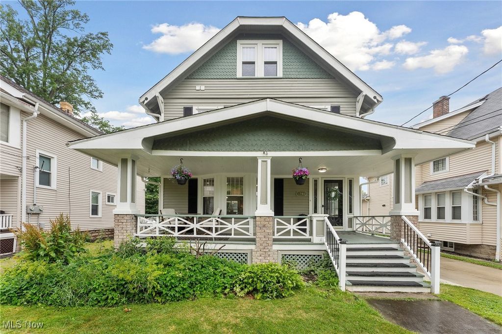 Real estate listing image
