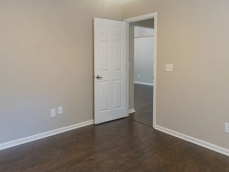 1714 Ashmore Green Dr — Photo 13