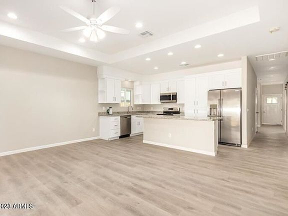4th image of 2418 W Turney Ave