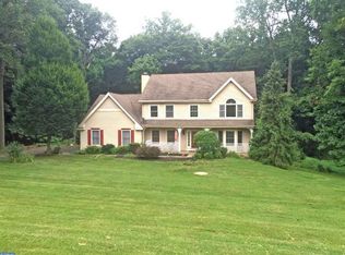 15 Roosevelt Way, Avondale, PA 19311