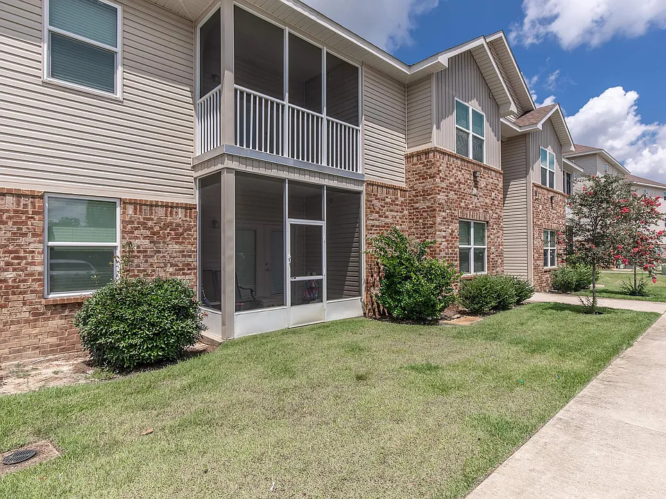 Crosswinds Apartments