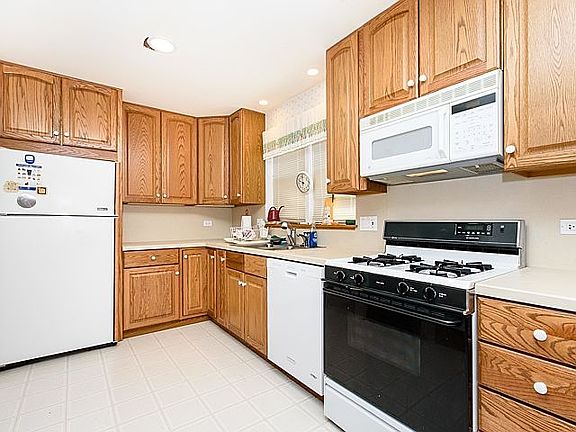 4th image of 5741 N Jersey Ave