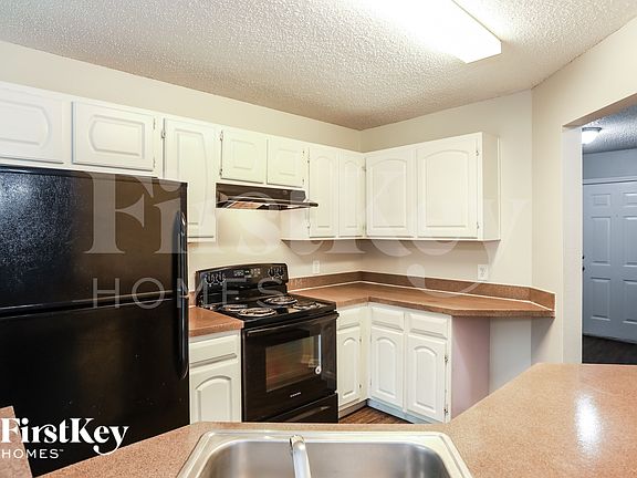 5th image of 14831 SE 25th Ave