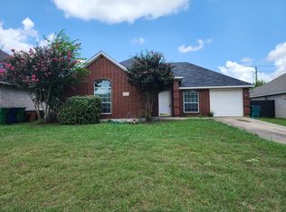 629 Brenna Rd, Waxahachie, TX 75165