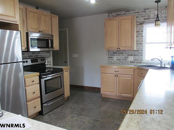 5th image of 1702 Avenue E