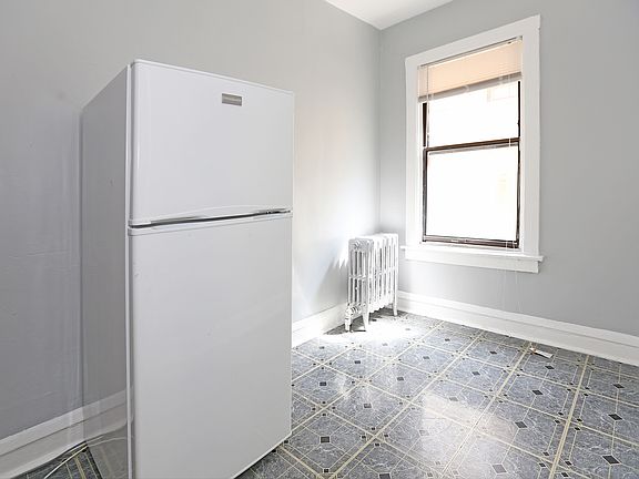 2nd image of 4600 N Beacon St #46062A