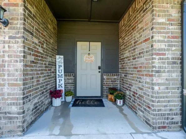 29273 Spur Cir, Shawnee, OK 74801
