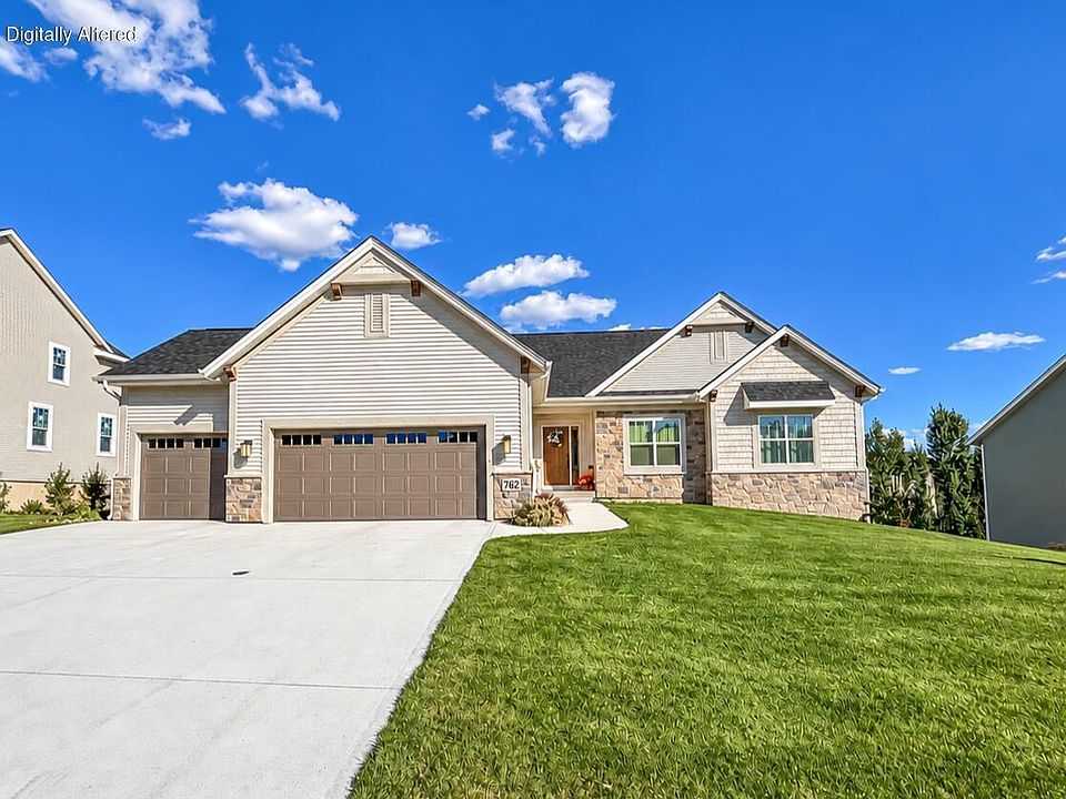 1st image of 762 Brockway DRIVE