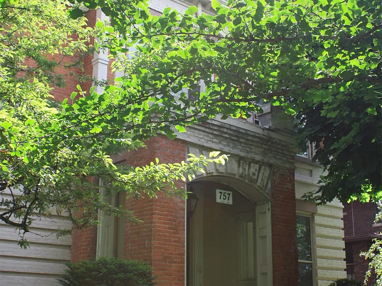 757 East Ave — Photo 10