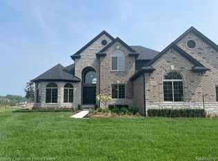 54694 Deadwood Ln, Shelby Township, MI 48316