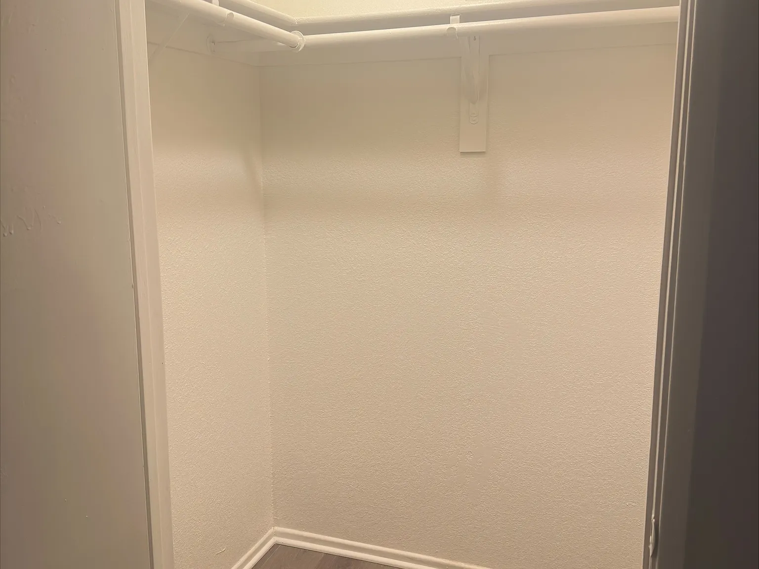 1 bed, 612 sqft, $1,900 — Photo 4