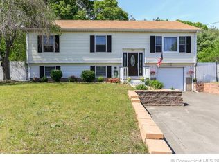 75 Benjamin Rd, East Haven, CT 06513