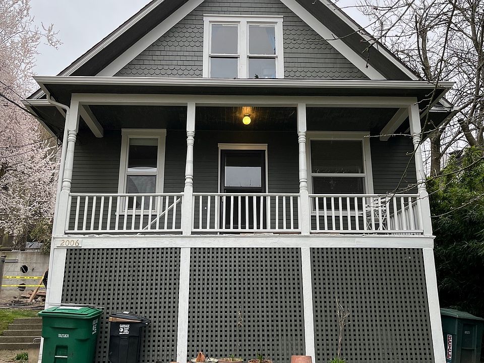 1st image of 2006 14th Ave W #1