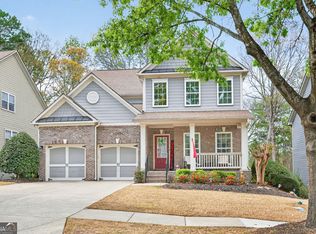 7916 Keepsake Ln, Flowery Branch, GA 30542
