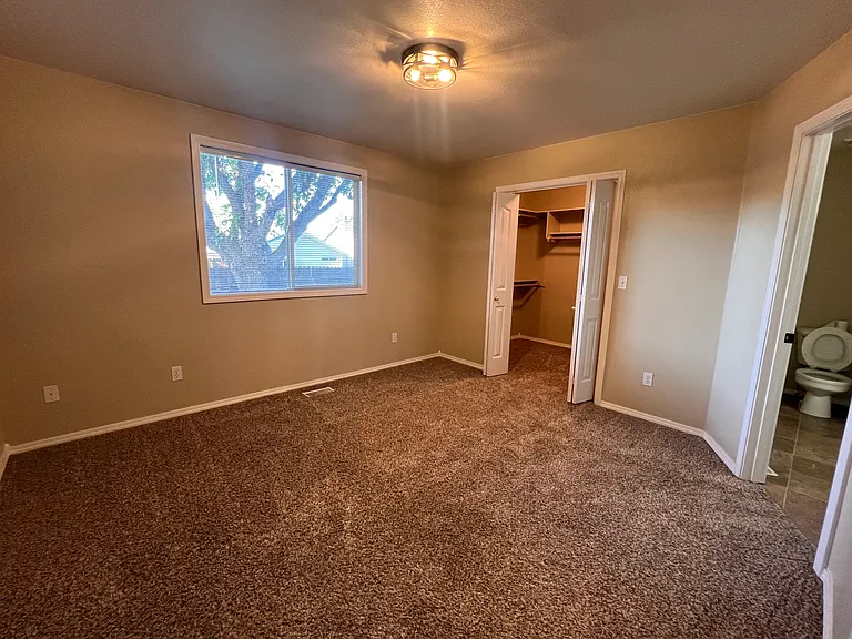 14401 W Roaring Creek St — Photo 11
