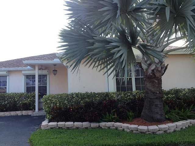 1st image of 5727 NW 101st Ct
