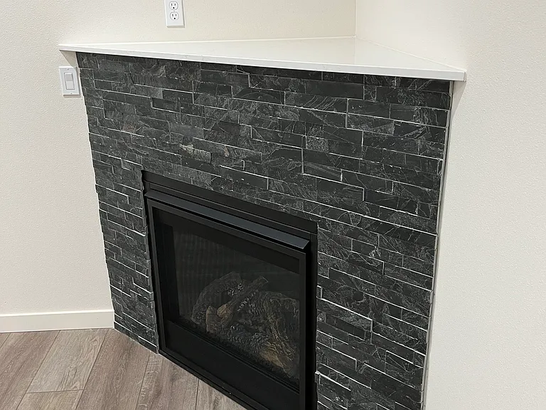 7421 Pioneer Way #7441A — Photo 23