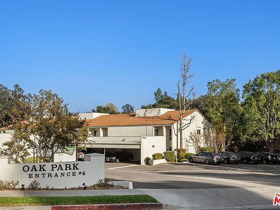 2nd image of 23675 Park Capri Unit 23