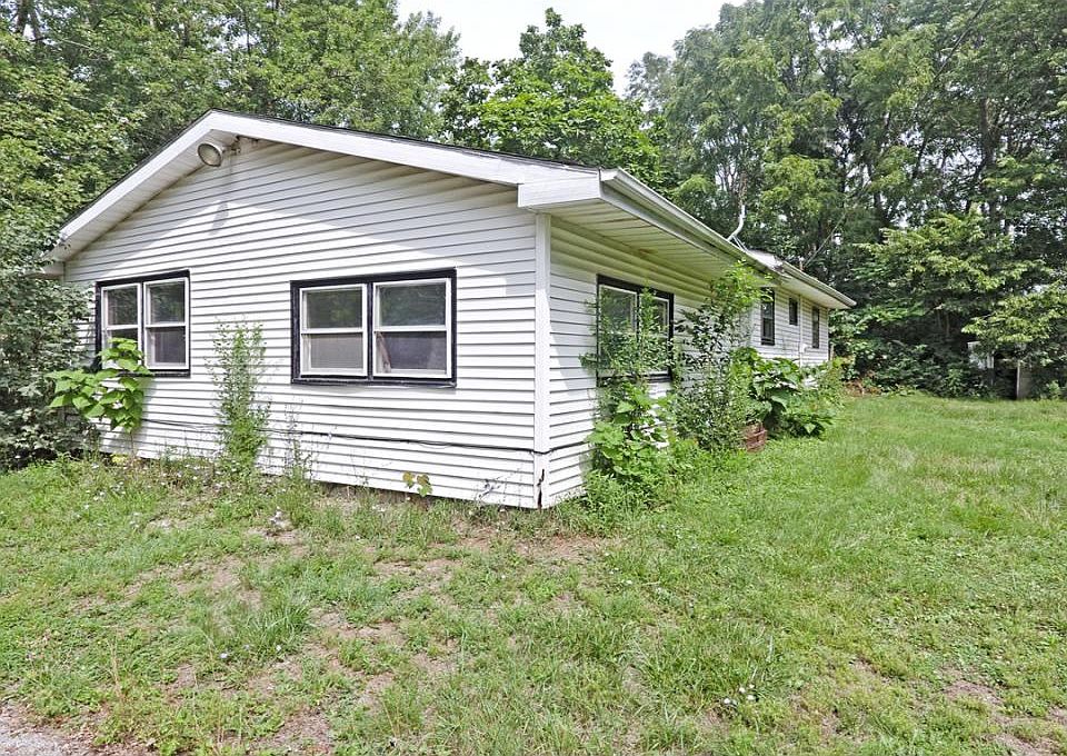 1st image of 1471 W Rattan Ave