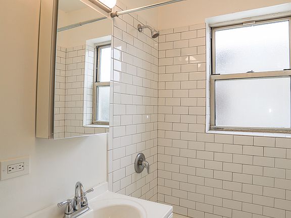 2nd image of 2240 W Farwell Ave APT 2A