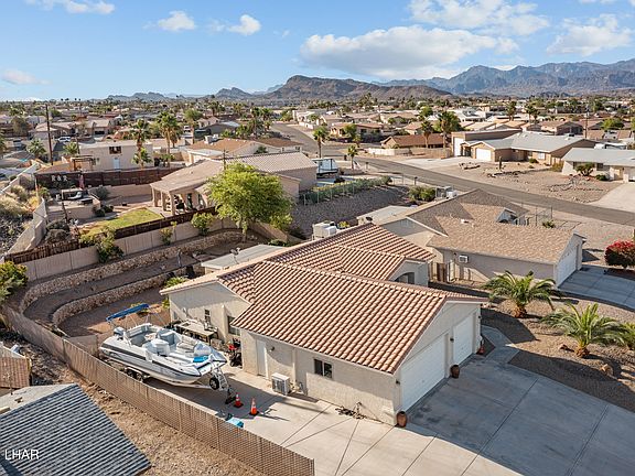 3rd image of 2988 Silversmith Dr