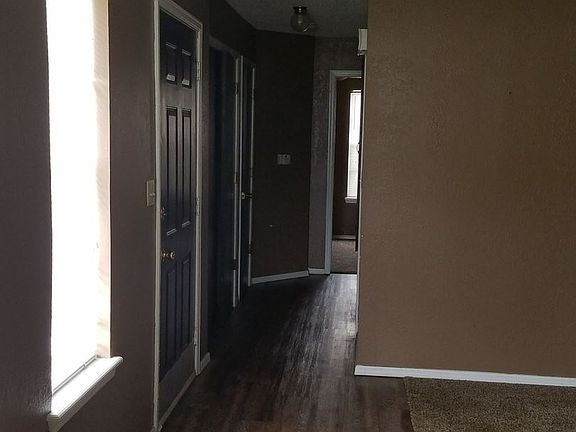 5th image of 2116 W Pine Ave