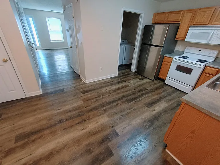 113 Madison Pl — Photo 12