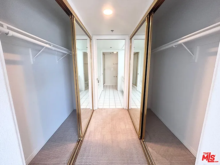 11734 Montana Ave #409 — Photo 8