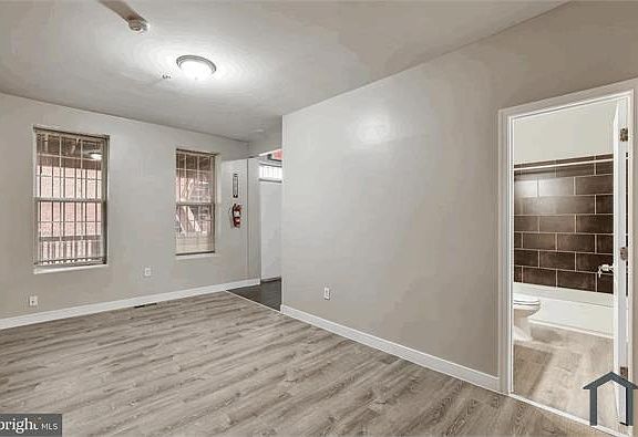 4th image of 302 V St NE APT 1