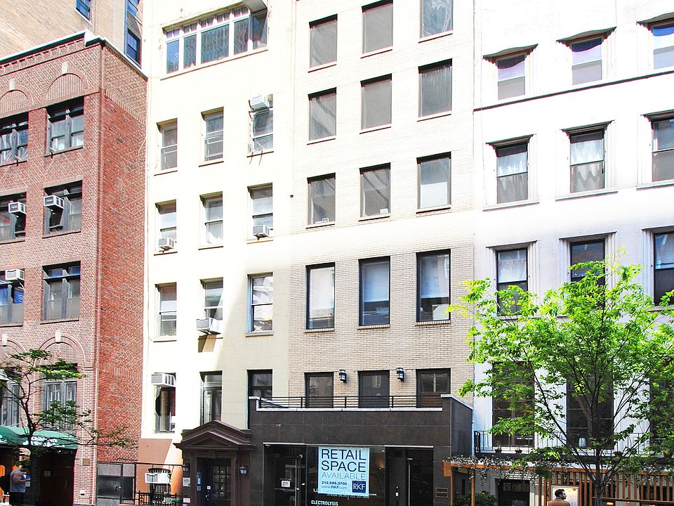 1st image of 113 E 60th St