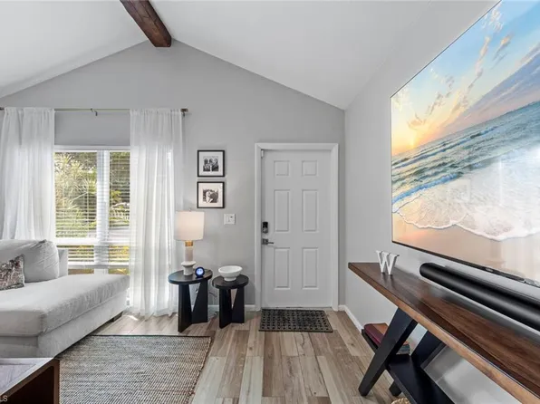 843 Palm View DR #25, NAPLES, FL 34110