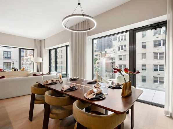 126 E 57th St #2403, New York, NY 10022