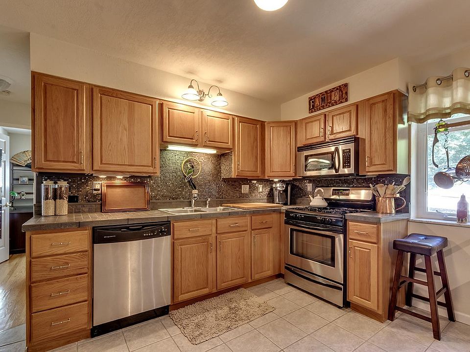 1st image of 209 Monclay Ct APT 1W