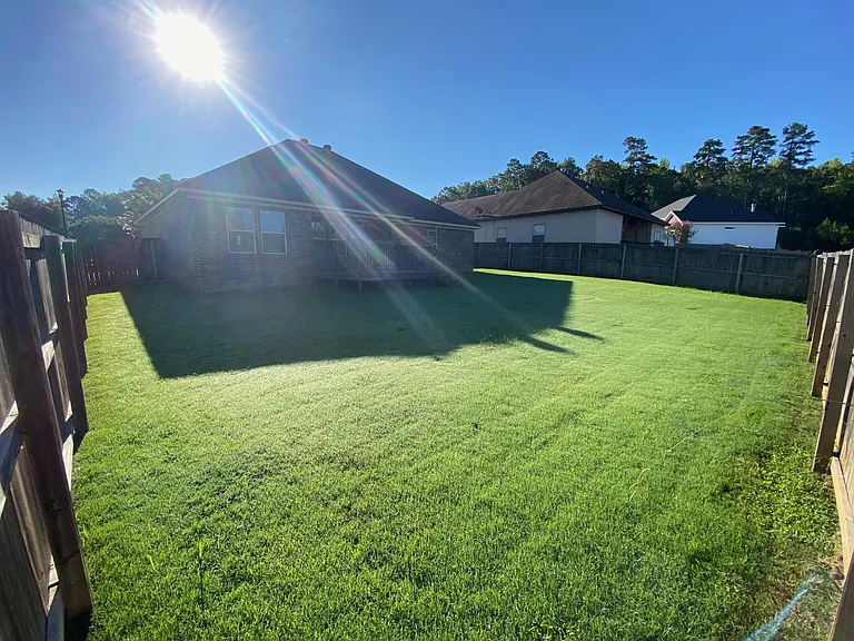 3005 Chapman Ct — Photo 16