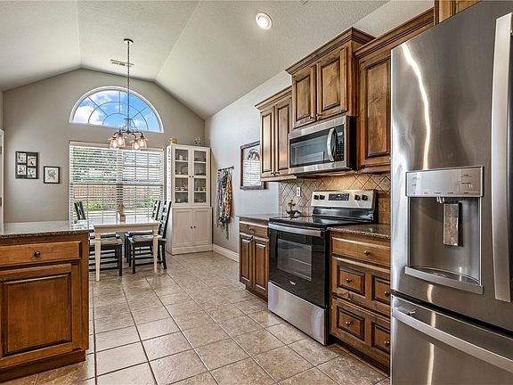 3rd image of 4772 W Homespun Dr