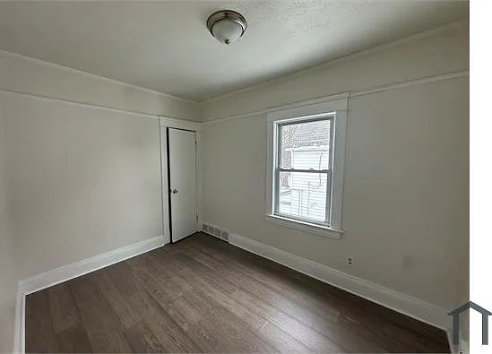 12403 Ferris Ave — Photo 7